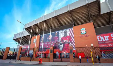 Liverpool negocjuje transfer Barcoli z PSG